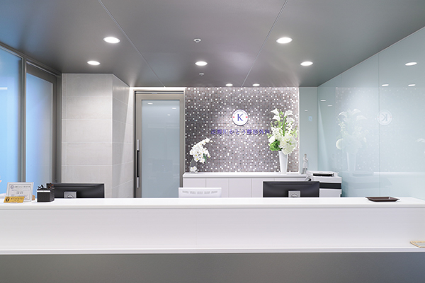 逆瀬川かとう整形外科 宝塚市 まるでホテルのような受付