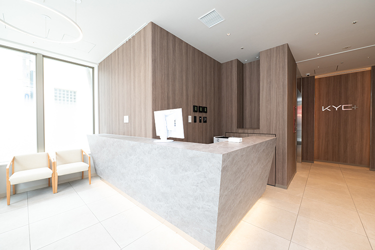 久里浜横井クリニック 横須賀市 1階は受付と待合スペース