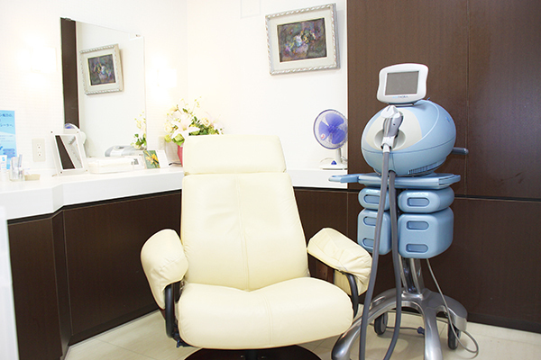 ゆうてんじ皮ふ科 目黒区 皮膚疾患の治療だけでなく日常のスキンケアについても相談可能