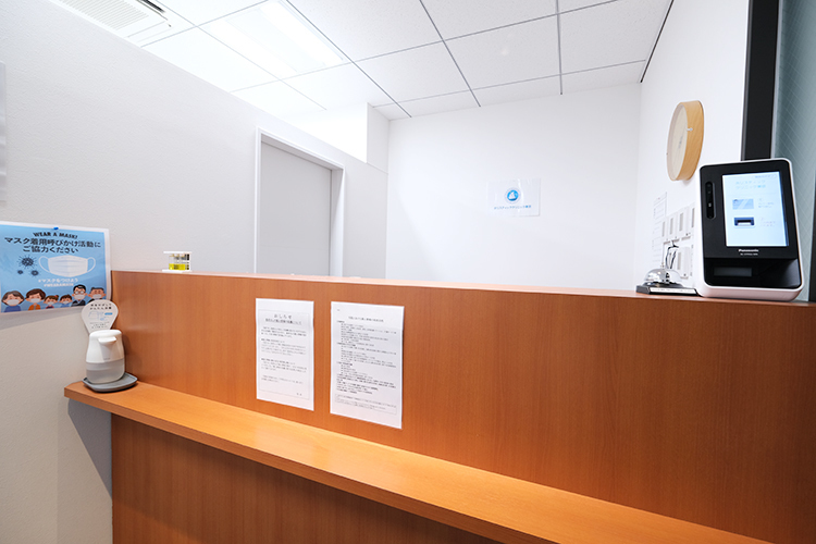 ホリスティッククリニック東京 中央区 対面・オンラインで幅広い相談に対応。働く世代の健康を支える