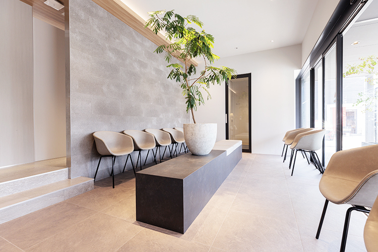 リノデンタルオフィス金沢 金沢市 洗練された雰囲気の院内