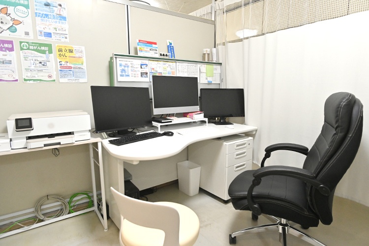 かとうクリニック 池田市 安心感のある診察室