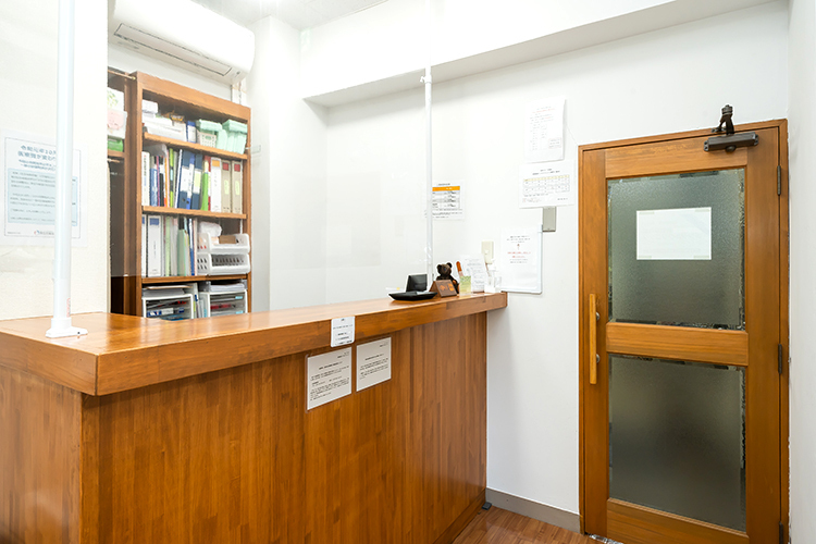 ブレインケアクリニック 新宿区 薬物療法、心理療法から就労支援までさまざまな診療を提供