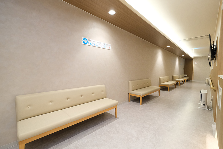 赤羽循環器内科・画像クリニック 北区 朝晩のミーティングでスタッフのマネジメントにも力を入れる