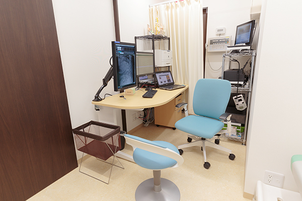 医療法人けんこう会 うめだ整形外科 茨木市 ゆったりとした診察室