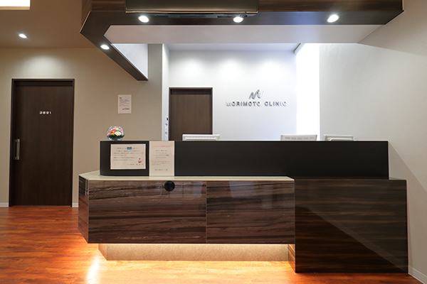 もりもと整形外科 尼崎市 通院の負担軽減のため、院内バリアフリー化、提携駐車場を用意