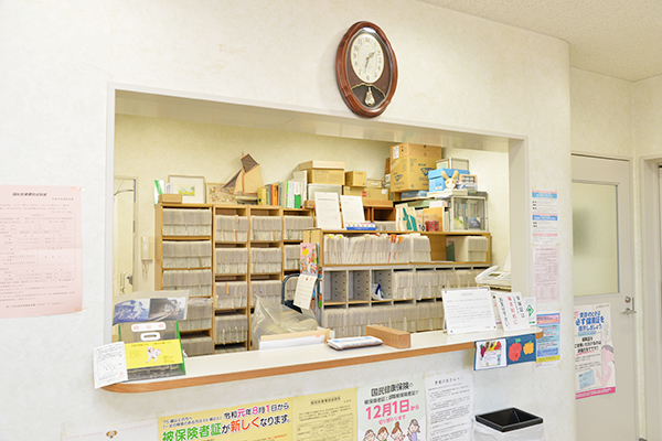 広辻眼科 宝塚市 受付スタッフの丁寧な対応が評判だ