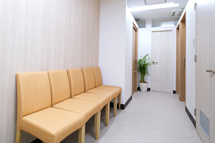 柳川ビルクリニック 横浜市西区 アットホームな雰囲気の院内