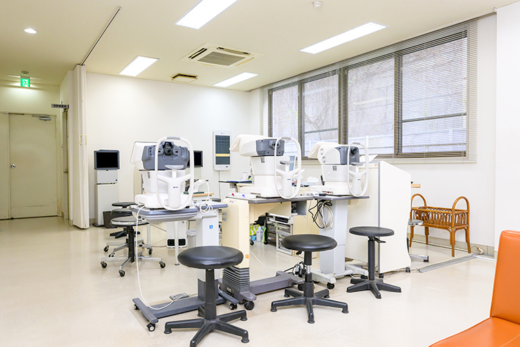 真鍋クリニック 羽村市 眼科ではさまざまな検査に対応