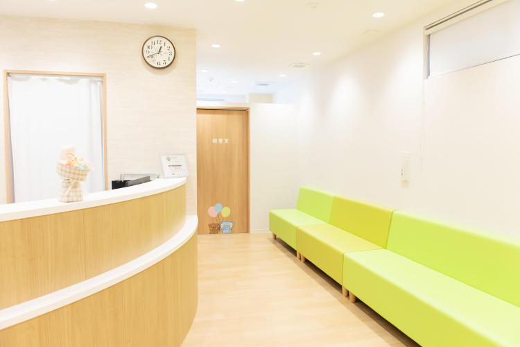 むろや小児科アレルギークリニック 吹田市 土曜・日曜も診療しているため、週末の受診も安心だ