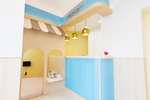 TOYOTA Kids＆Family Dental Clinic豊中岡町院 豊中市 可愛い雰囲気の院内。子どもが楽しく過ごせる空間になっている