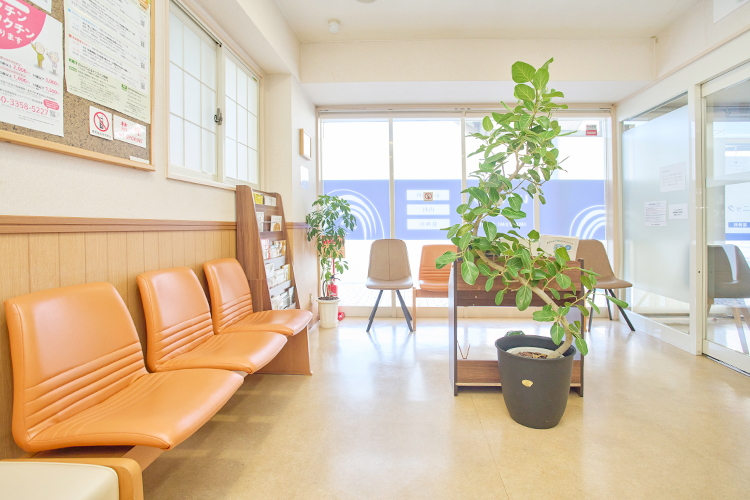 いまいずみクリニック 京都市下京区 前院の温かみのある雰囲気を残した院内