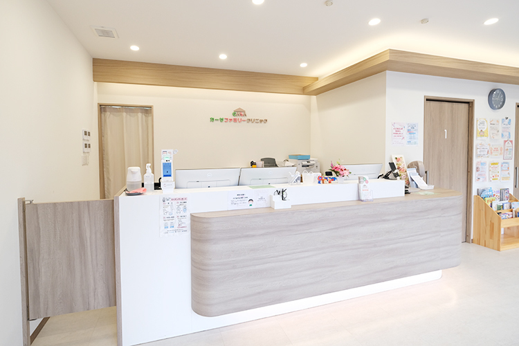カーサファミリークリニック 江戸川区 全世代が安心して訪れることのできるようにと思いのこもった院内