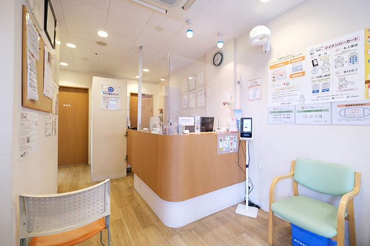 オアシス愛生クリニック 和光市 受付では明るく丁寧な対応をしてくれる