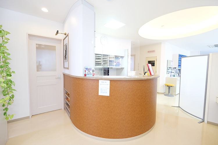 クジライ矯正歯科 熊谷市 アットホームな雰囲気でリラックスして過ごすことができる院内