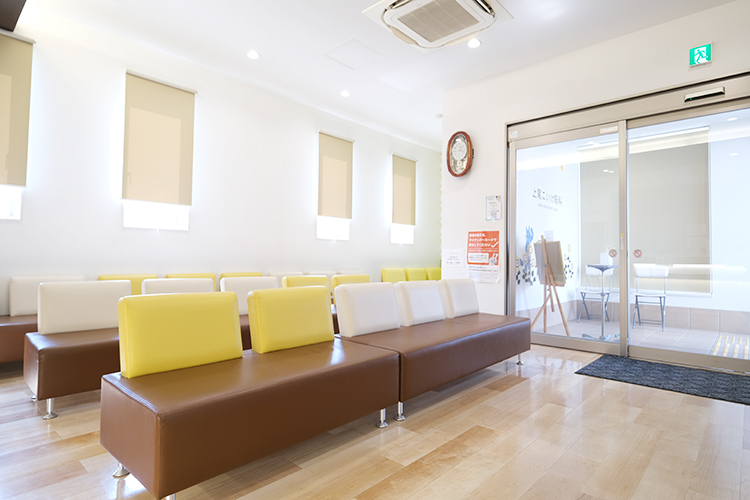 上尾こいけ眼科 上尾市 バリアフリー設計の院内。幅広い層が通いやすい