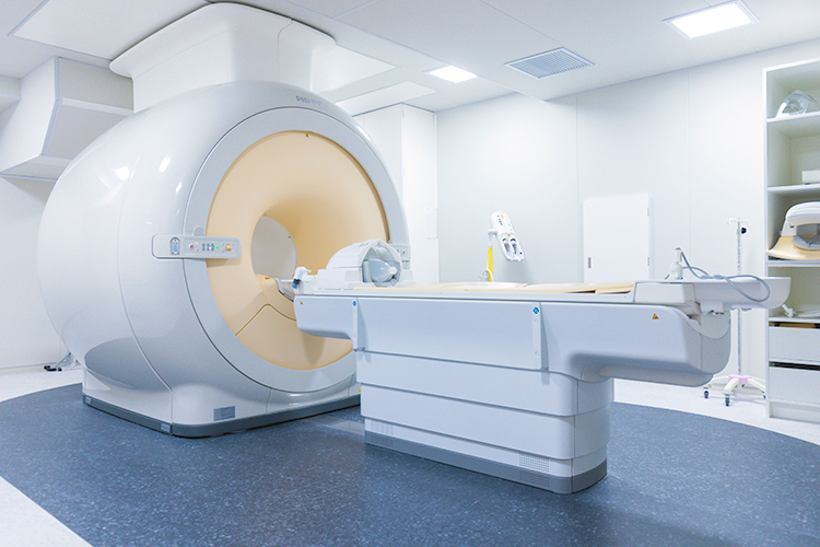 大倉山脳神経外科クリニック 横浜市港北区 MRI検査は当日検査に対応し、患者の不安軽減に努める