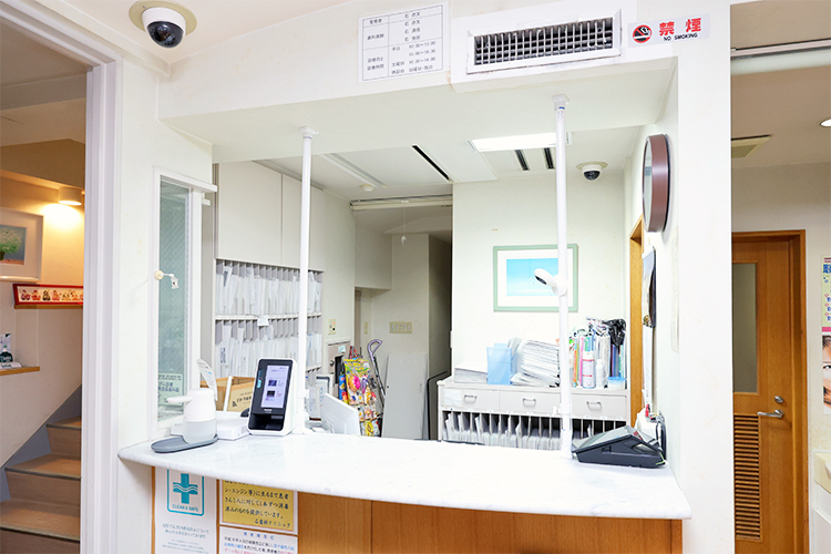 石歯科クリニック 神戸市中央区 地域の子どもから高齢者の幅広い年代の歯科トラブルに対応