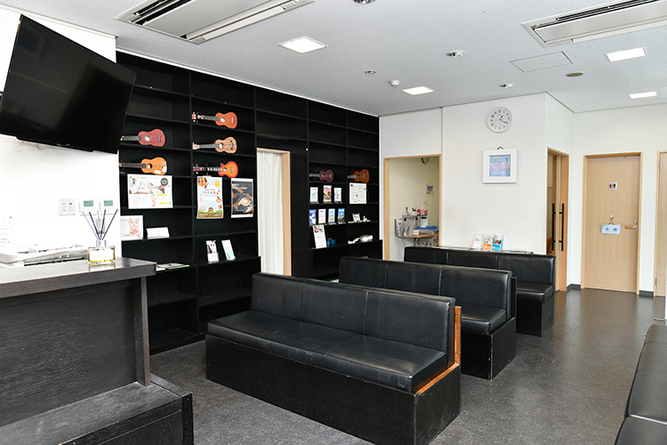 南砂町駅前にこにこ眼科 江東区 小さい子どもからシニア層まで各年代の患者が来院