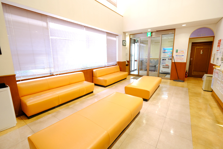 むらかみ整形外科 額田郡幸田町 スタッフが優しく出迎える