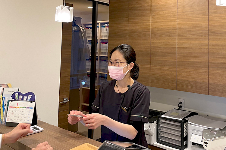 あいあーる歯科恵比寿駅東口医院 渋谷区 土日祝日も夜7時まで診療するなど、利便性も良い