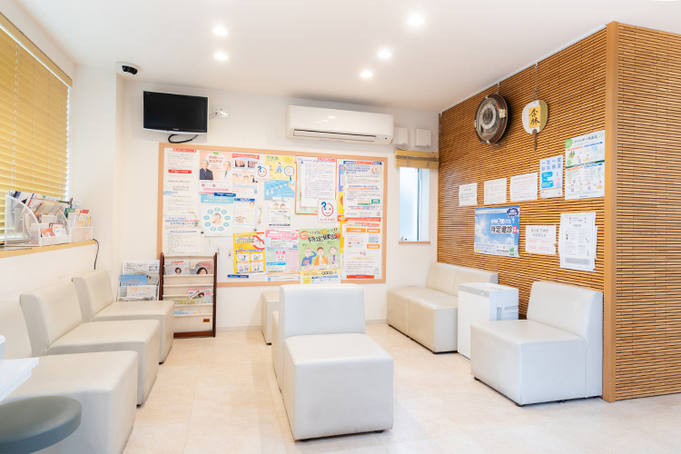 北島クリニック 大阪市東住吉区 院内はバリアフリー設計で、車いすを利用する場合も安心