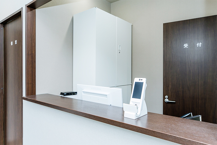 えいかん透析クリニック 東大阪市 「待たせない透析治療」をテーマとし、快適な透析治療を追求