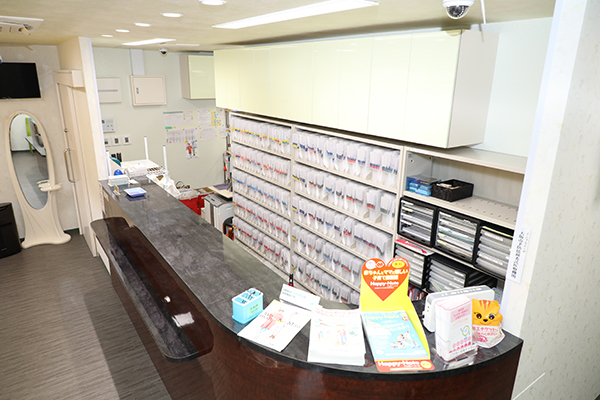 まさもと耳鼻咽喉科アレルギー科 大阪市淀川区 広々とした受付