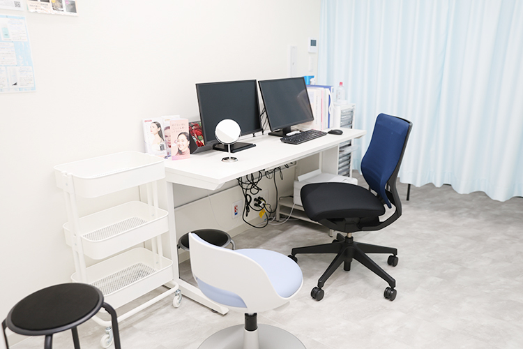 うち皮ふ科 福岡市早良区 患者の悩みに寄り添い丁寧な診療を心がける