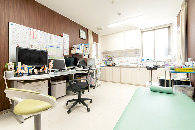 鎌田リウマチ・整形外科 松山市 従来からの抗リウマチ薬に加え、生物学的製剤を使用した治療も