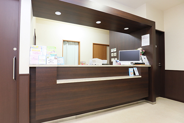 くにとも耳鼻咽喉科 さいたま市見沼区 受付スタッフの対応も優しいので安心