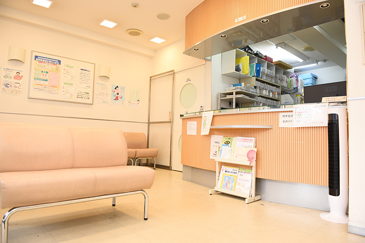 いのうえクリニック 吹田市 スタッフが丁寧に対応してくれる