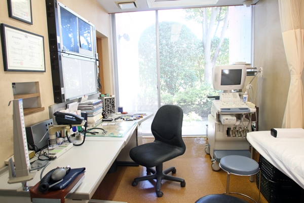 宇奈根で生まれ育った地元を愛する穏やかな院長は、親切丁寧な診察をしてくれる 12290 ma 3 1410221630