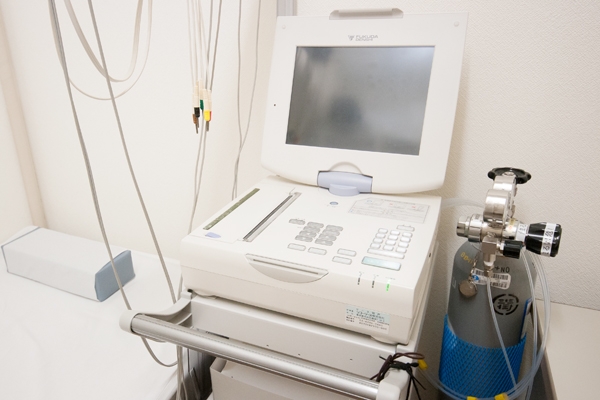 一般内科として必要なエコーなどの機器もある 20798 ma 3 1377049868