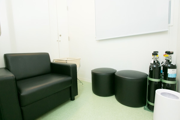 回復室も2部屋あり、完全個室タイプなのがうれしい 3
