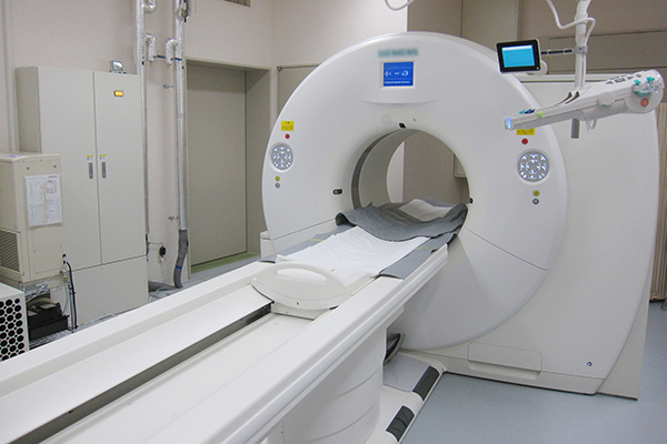 救急医療、がん医療などを重点医療に掲げる 3 3