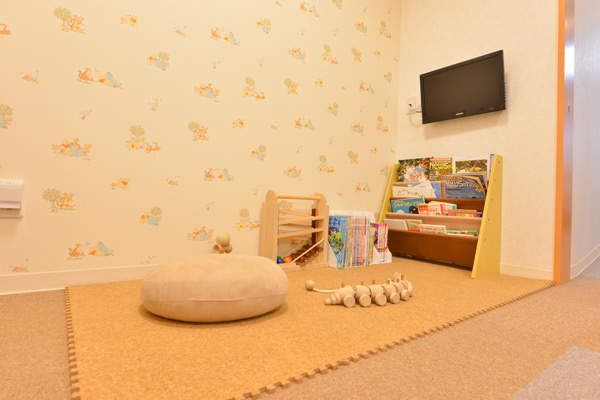 キッズスペースが設置してあるので、子ども連れでも通いやすい Cs 3