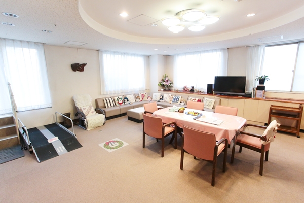 緩和ケア内科では患者だけでなく、家族へのフォローなども行う 28306 ma 3 1387350980