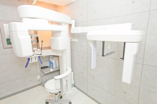 歯科用CTで口腔内を立体的に撮影し、細かく分析 3