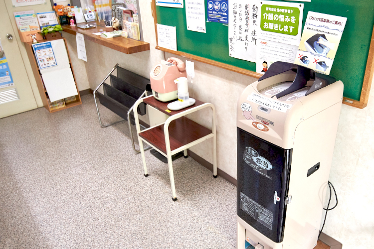 桑名医院 練馬区 院内の各所に感染症対策に備え、設備をそろえている