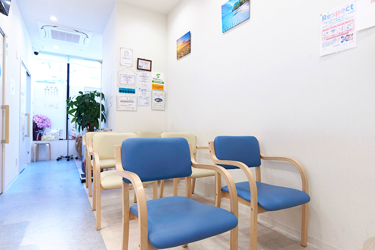 MY鈴木医院 豊島区 清潔感のある院内