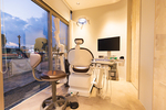 8211 DENTAL CLINIC 東大和市 プライバシーに配慮した診察室