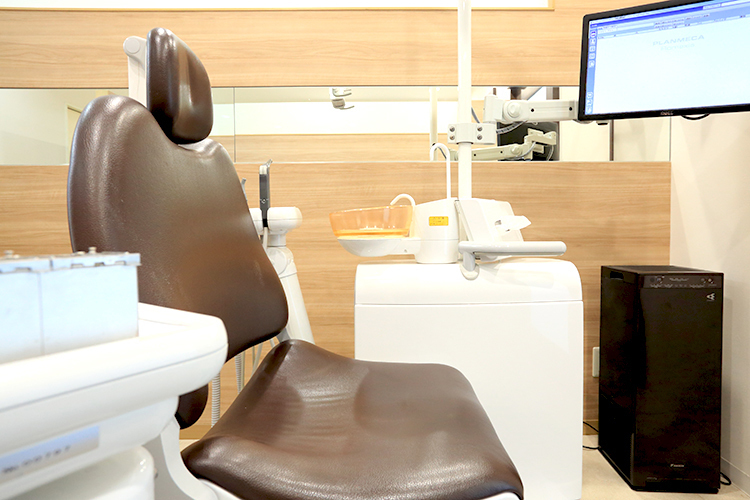 かじき歯科クリニック 糸島市 院長やスタッフが迎えてくれる
