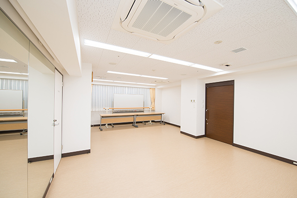 横川レディースクリニック 足立区 マタニティービクスなど運動プログラムが可能な部屋