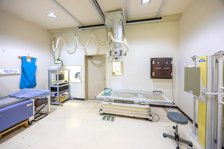 小林整形外科医院 観音寺市 診断の基本となるエックス線検査室
