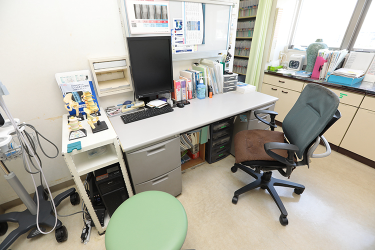 中岡整形外科 寝屋川市 一人ひとりに寄り添い、丁寧な問診を心がける当院