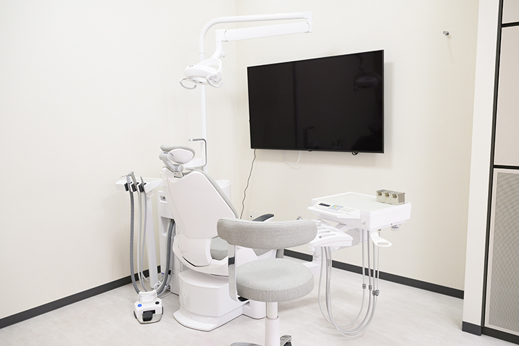 千葉センシティ矯正歯科 千葉市中央区 専門的な治療ができるよう機器をそろえ、個室診療室で対応