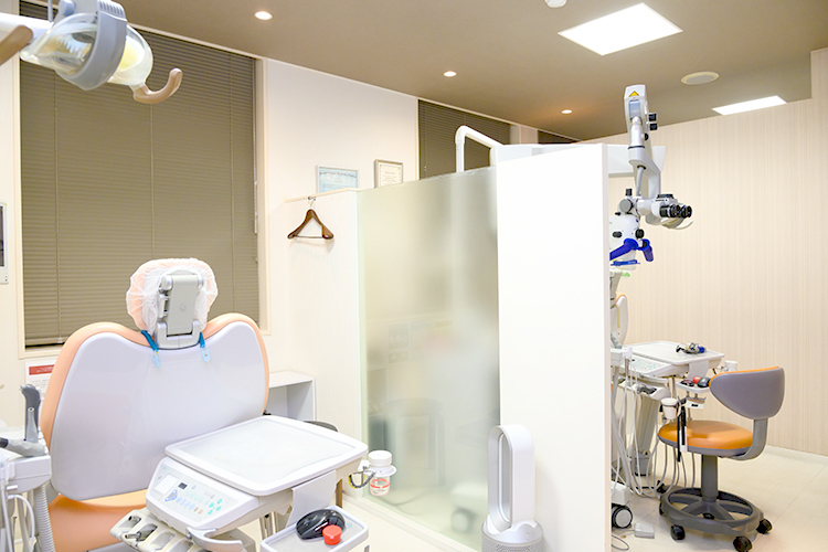 医療法人社団創世会 ITO DENTAL OFFICE 浦安市 歯科衛生士専用の部屋があり歯科医師の治療室と分けられている