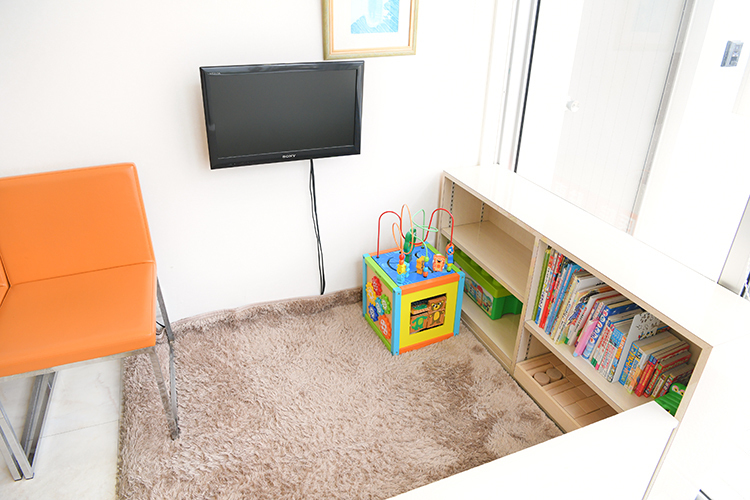 五井歯科医院 我孫子市 キッズスペースを設置しており、子連れでも通いやすい