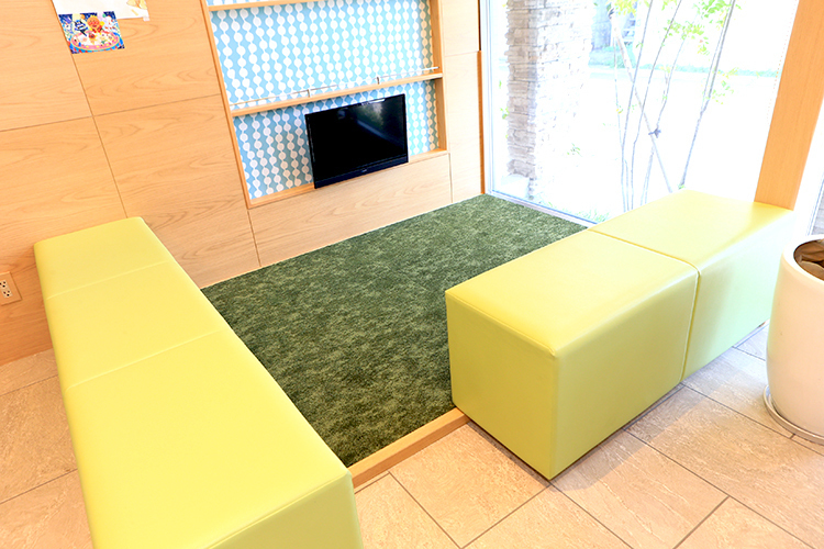まついファミリアクリニック 岐阜市 キッズスペースも設置されている